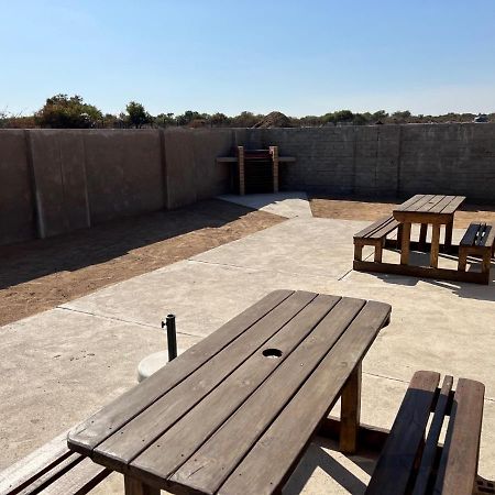 Elephant House, 2 Bedroom House, Next To Pilanesberg And Sun City Mogwase Екстериор снимка