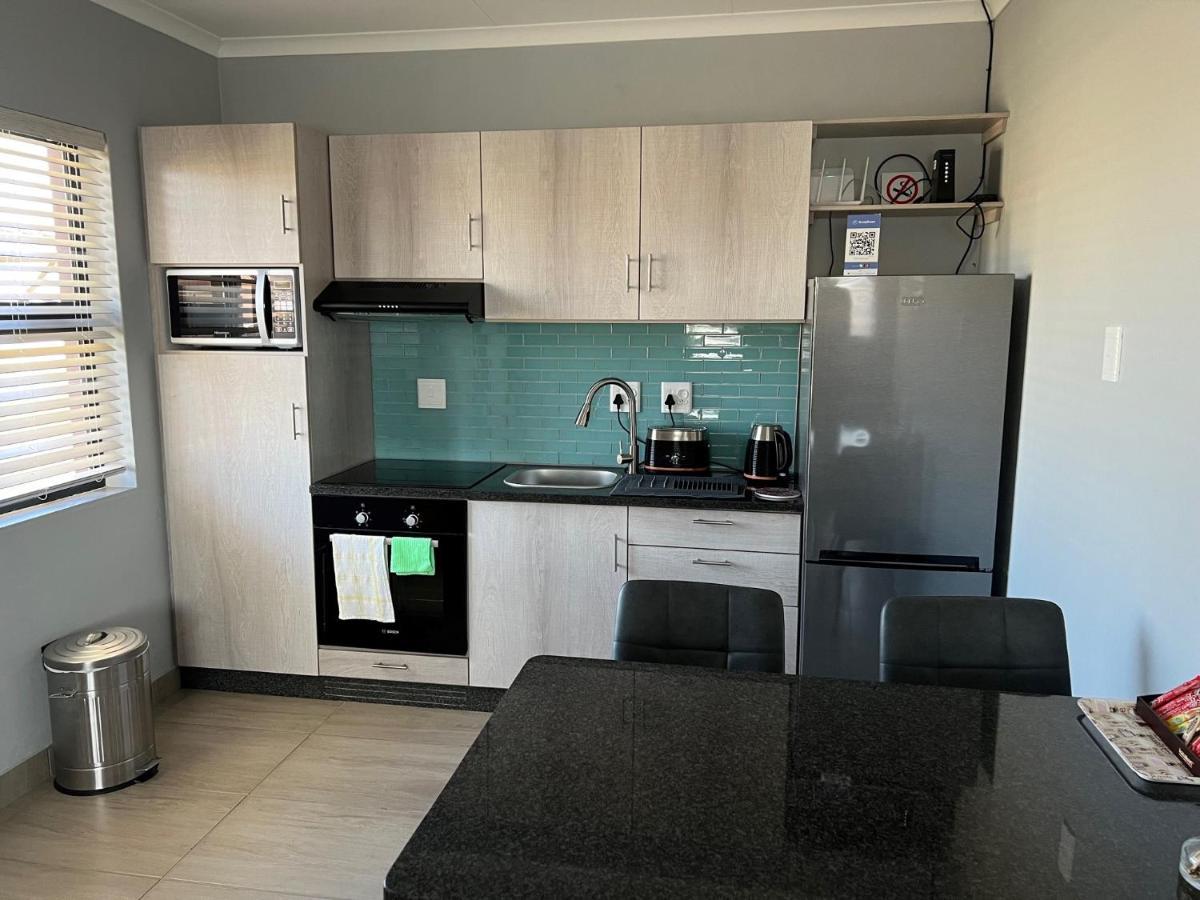 Elephant House, 2 Bedroom House, Next To Pilanesberg And Sun City Mogwase Екстериор снимка
